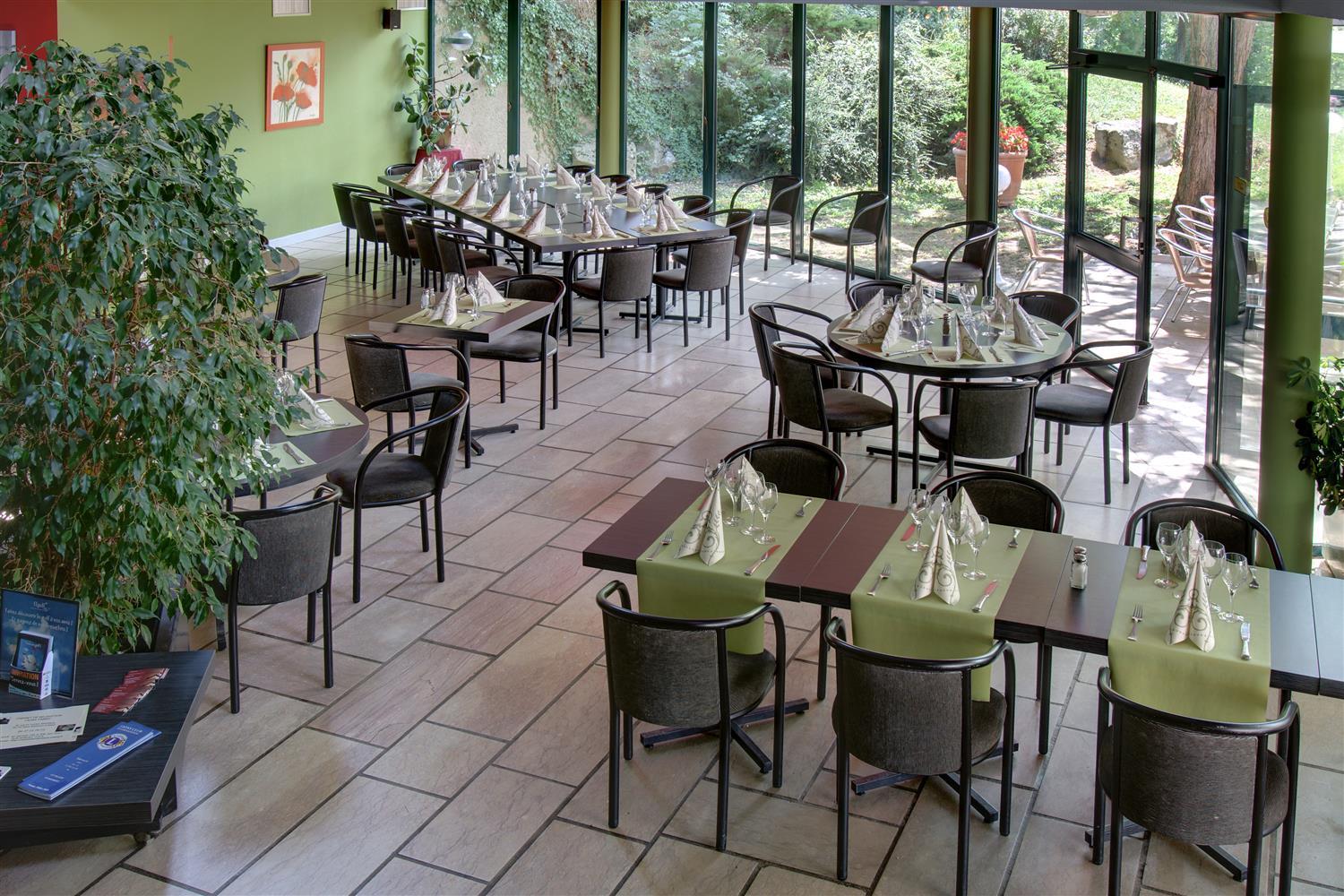 Western Golf D'albon Hotel 3*