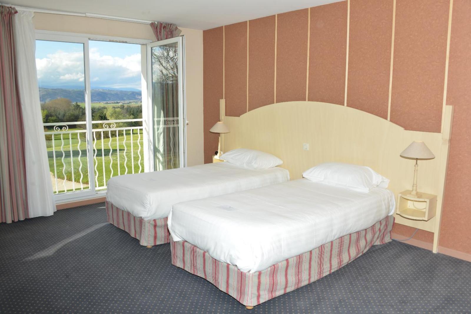 Western Golf D'albon Hotel Albon